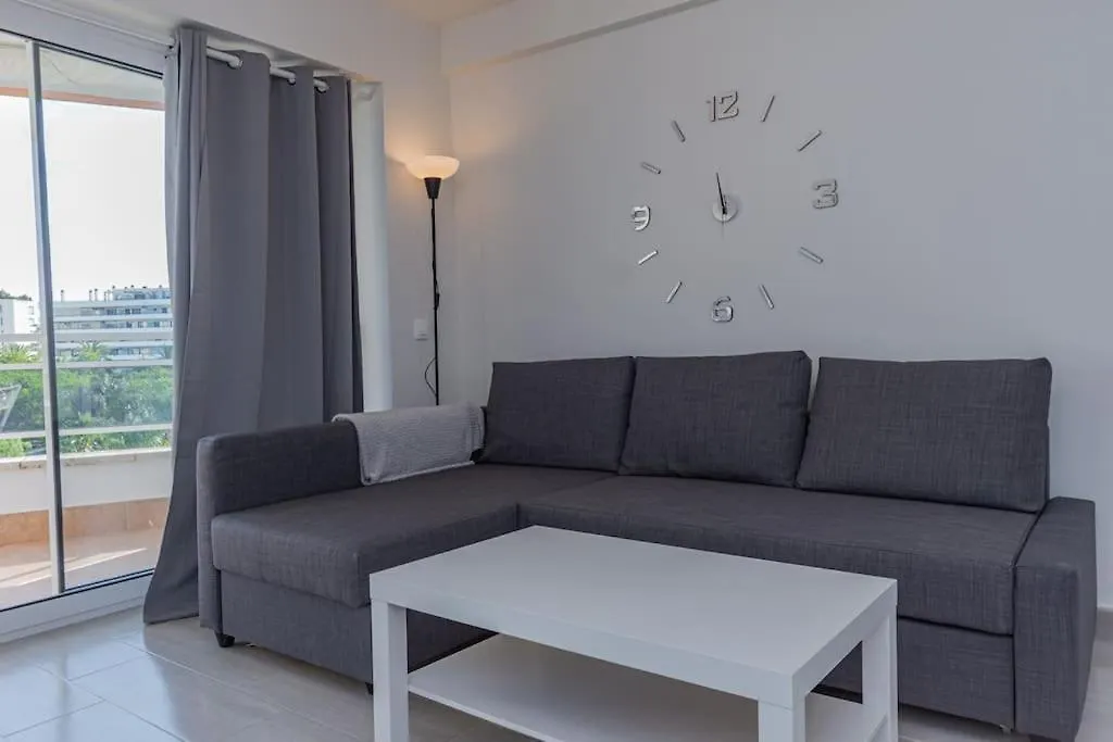 Apartamento En 살루